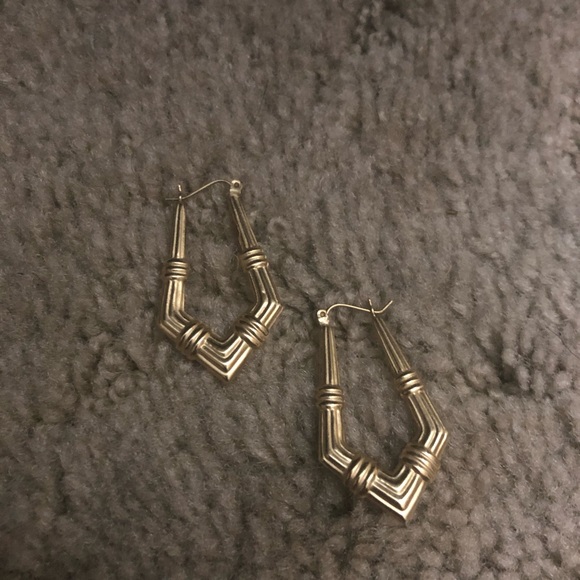 10K Gold Earrings - Picture 3 of 5